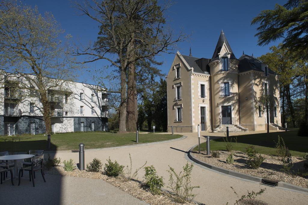 Domitys Le Chateau Des Plans Parthenay Exteriér fotografie