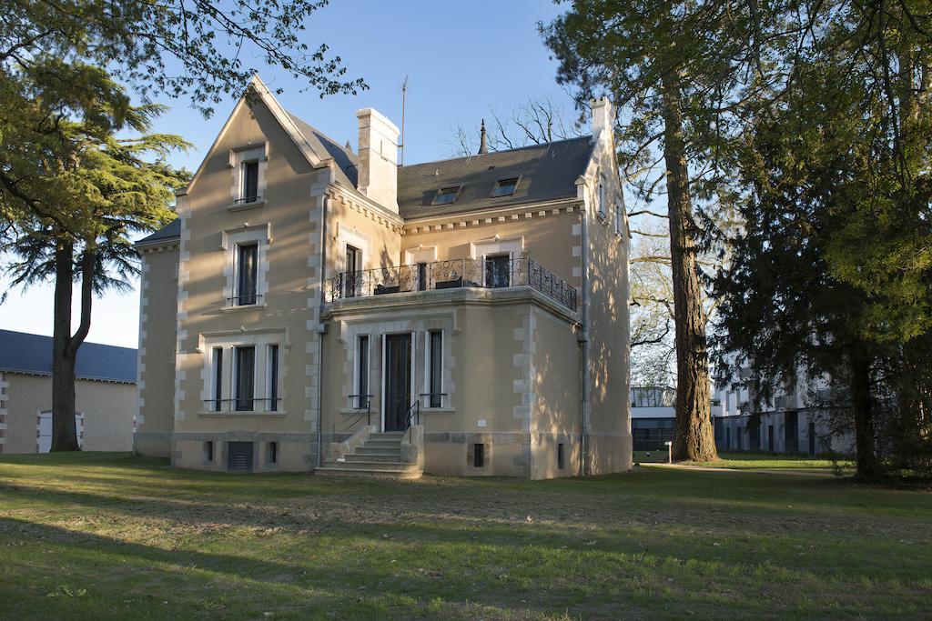 Domitys Le Chateau Des Plans Parthenay Exteriér fotografie